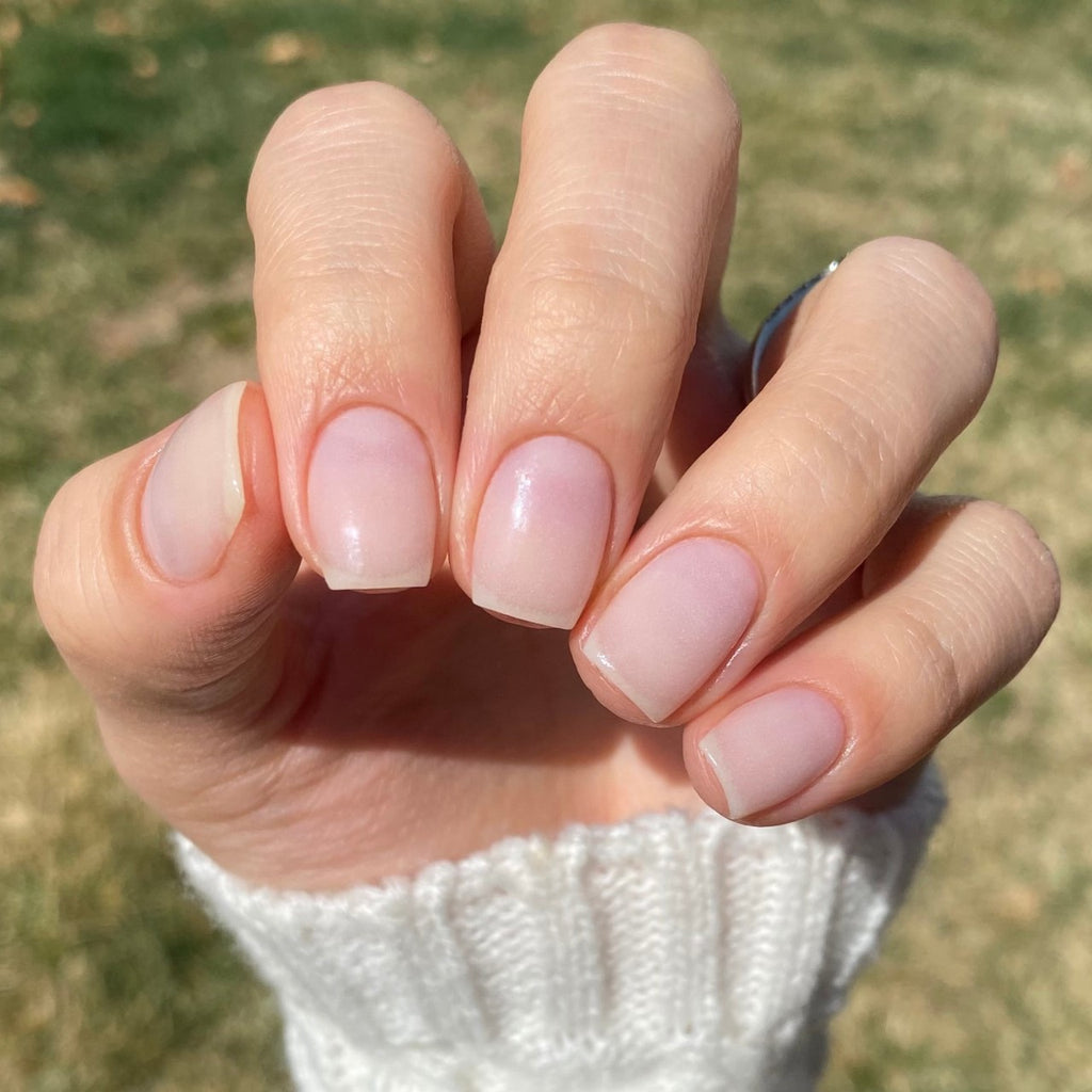 Barely-There Polish Is The Laid-Back Trend For Mani Minimalists | Glamour UK